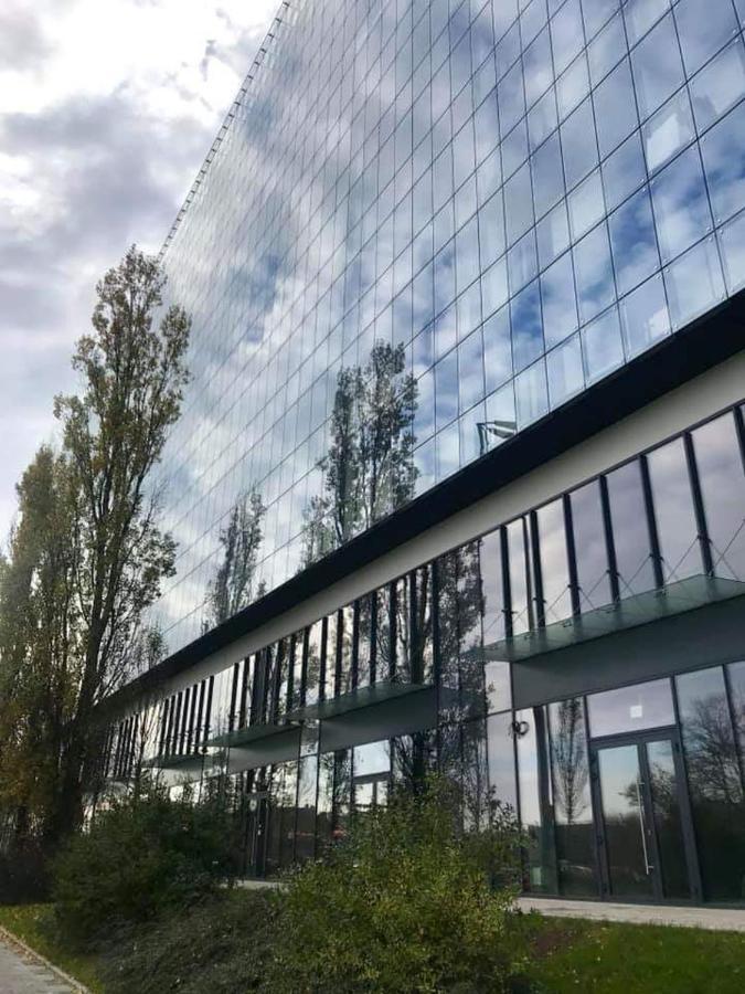Wola Loft Apartment Warschau Buitenkant foto
